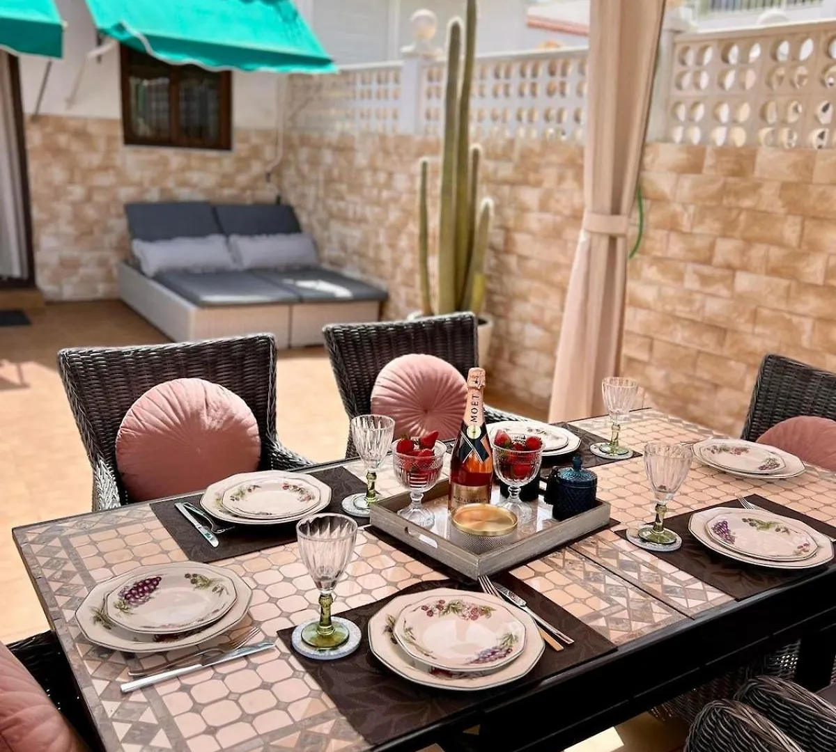 Nyaraló Solo Bungalow Costa Adeje